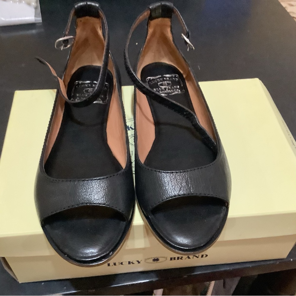 Lucky Brand Black Peep-Toe Flats